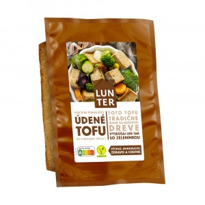 Tofu udené LUNTER 180g 9